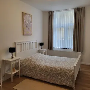 https://edens-private-room-european-quarter.brusselshotelsbook.com