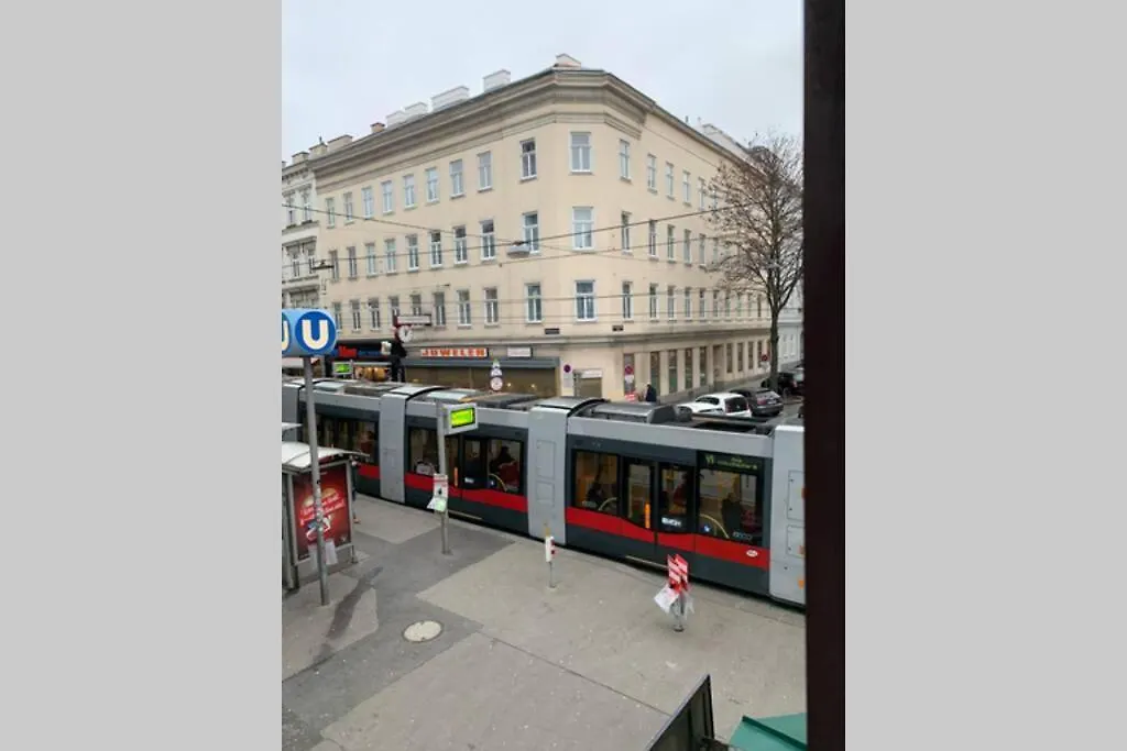 Maerzstrasse Apartment Wenen Oostenrijk