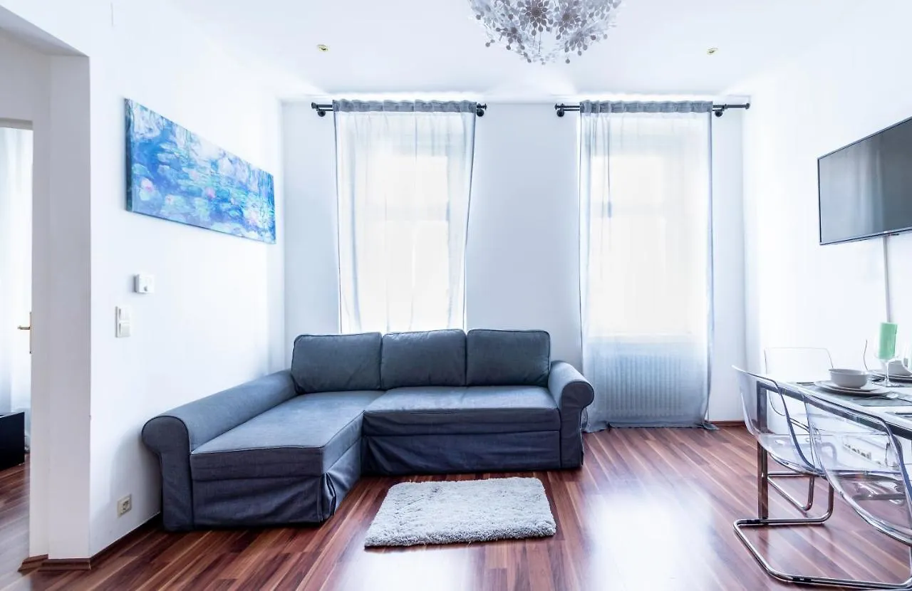 Maerzstrasse Apartment Wenen