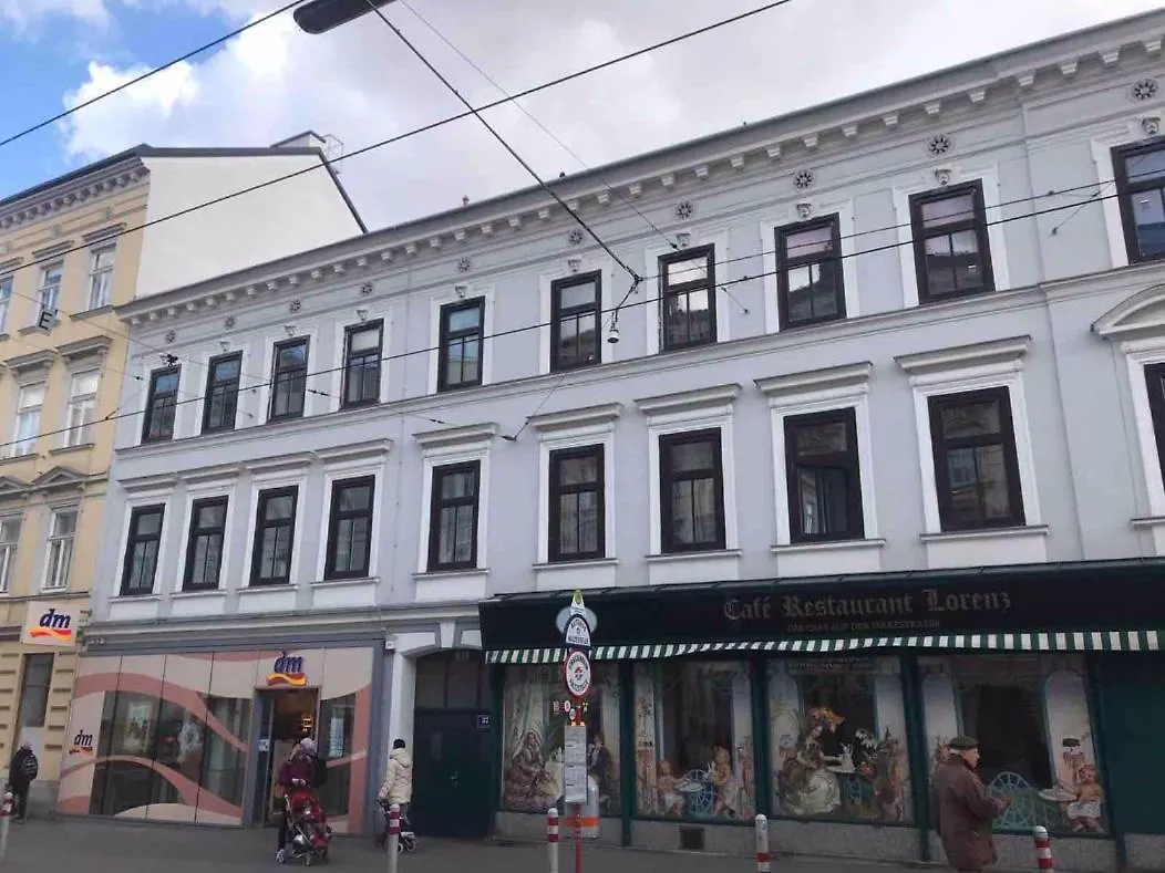 Maerzstrasse Apartment Wenen