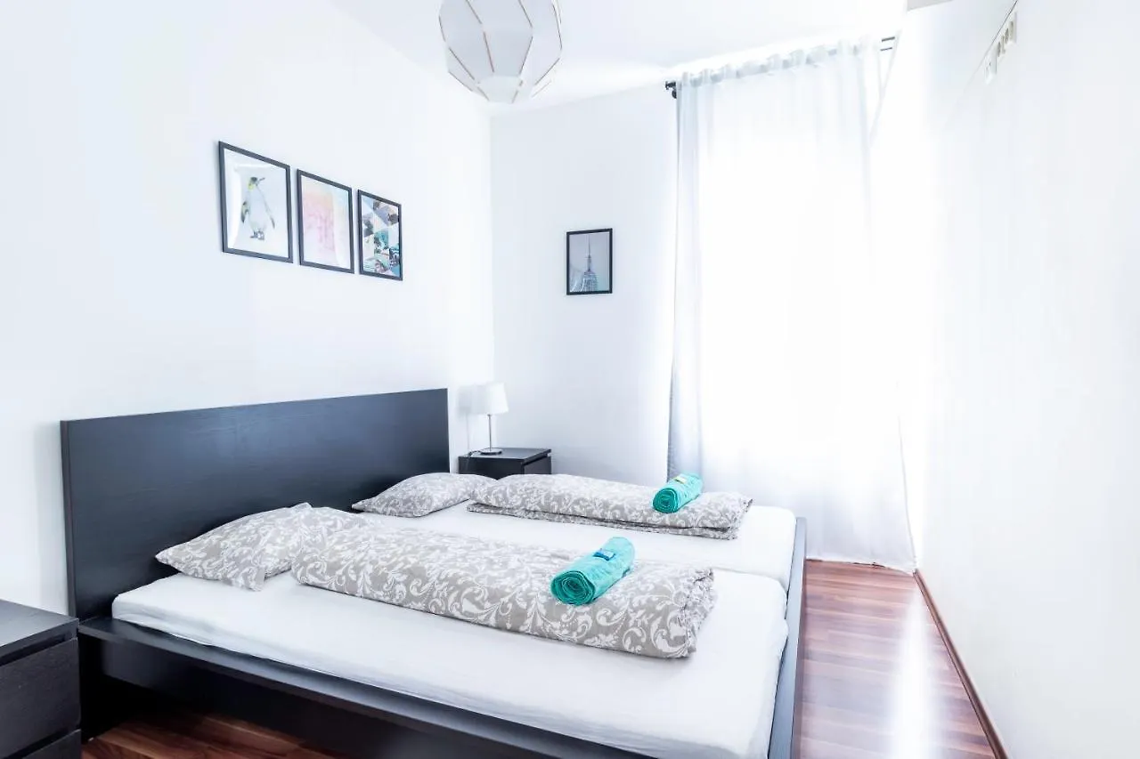 Maerzstrasse Apartment Wenen