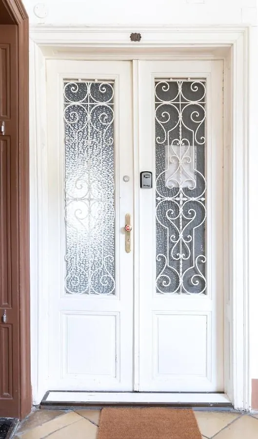 Maerzstrasse Apartment Wenen Oostenrijk
