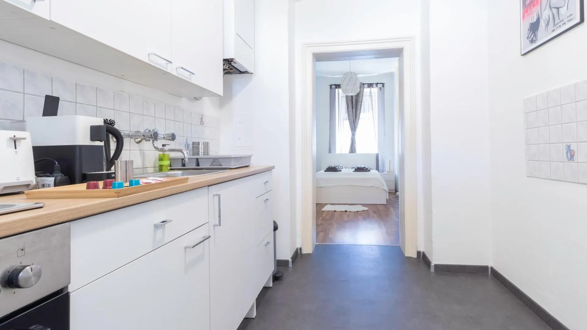 Maerzstrasse Apartment Wenen Oostenrijk